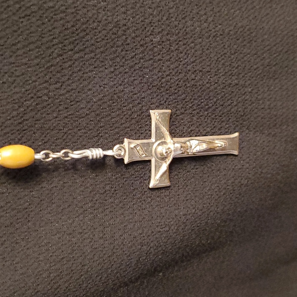 Holy Rosary Beads - Picture 2 of 5